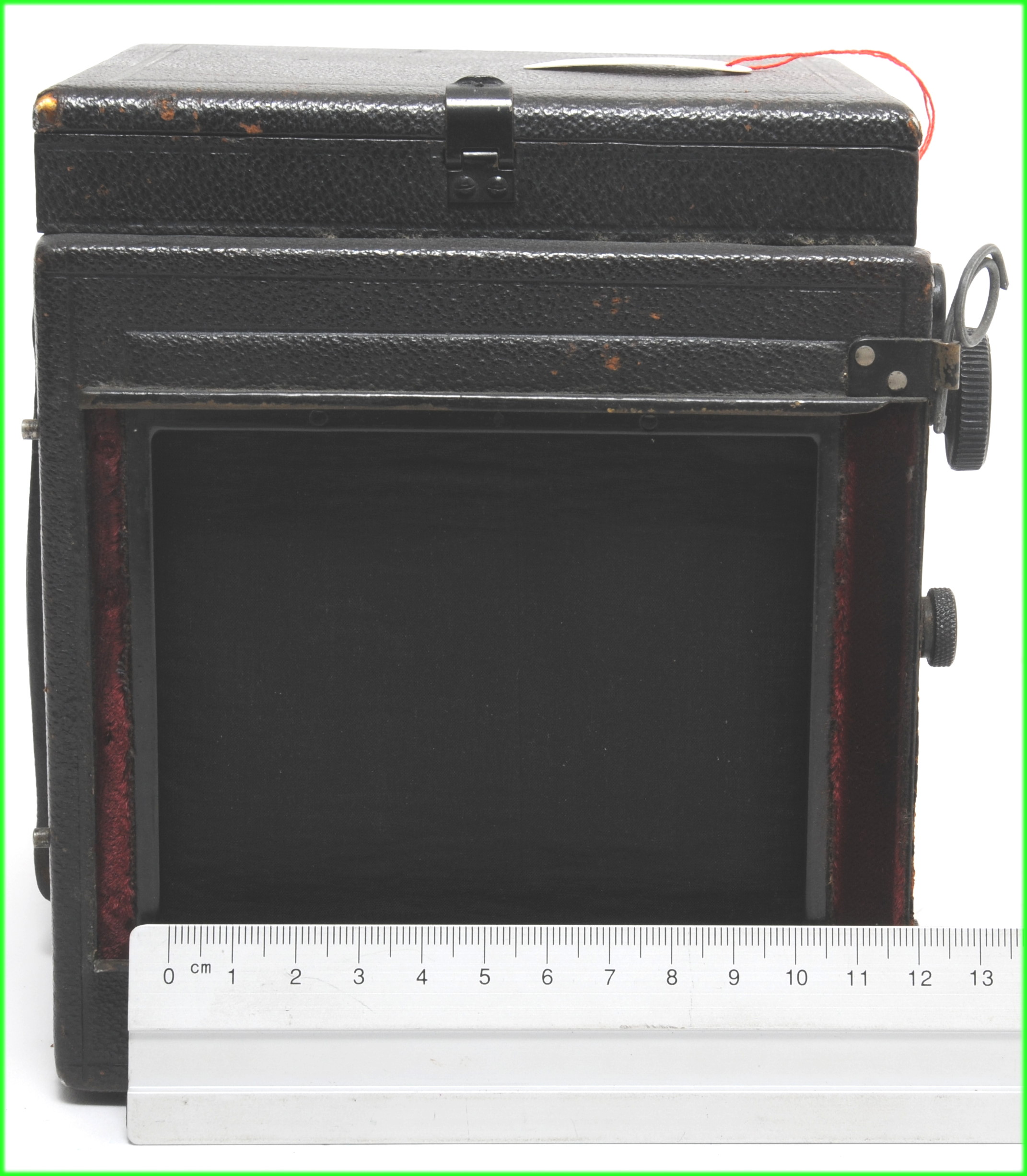 Vintage Popular Pressman camera by Butcher`s w. Ross London Lens